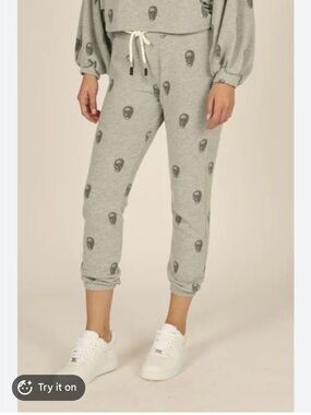 Vintage Havana Light Gray Skull Print Jogger Set